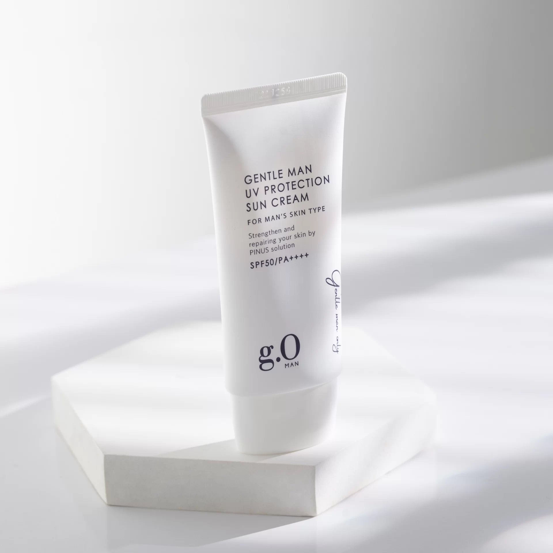 Kem chống nắng g.O Gentle Man UV Protection Sun Cream